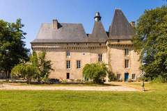 Exklusive Unterkunft, Schloss - Gîte du Château - Schloss in Chalais (9 Personen)